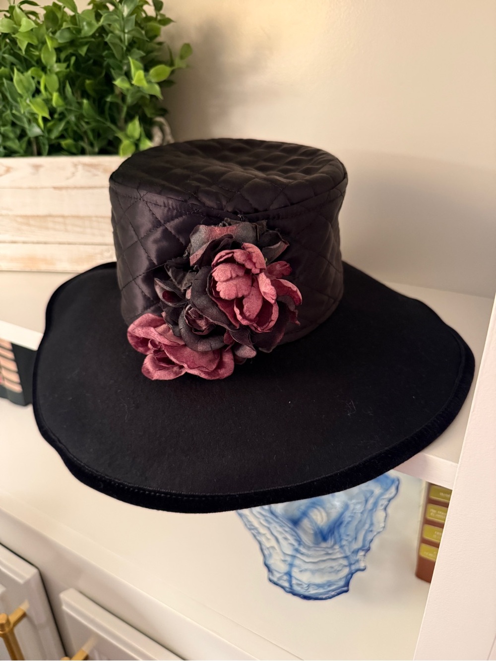 Vintage 100% Wool Wide Brim Church Hat Black Quilted Crown Floral Trim Made USA